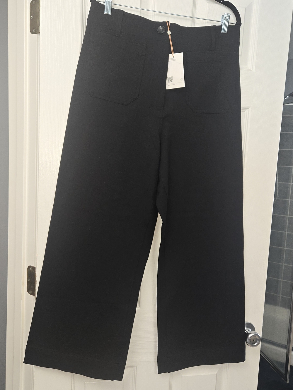 NWT Quince Womens Size 12 Ultra-Stretch Ponte Cropped Wide Leg Pants Black Trous